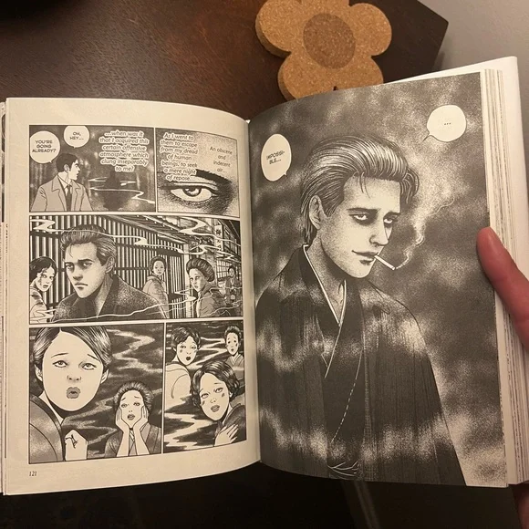No Longer Human by Junji Ito - Picture 4 of 4